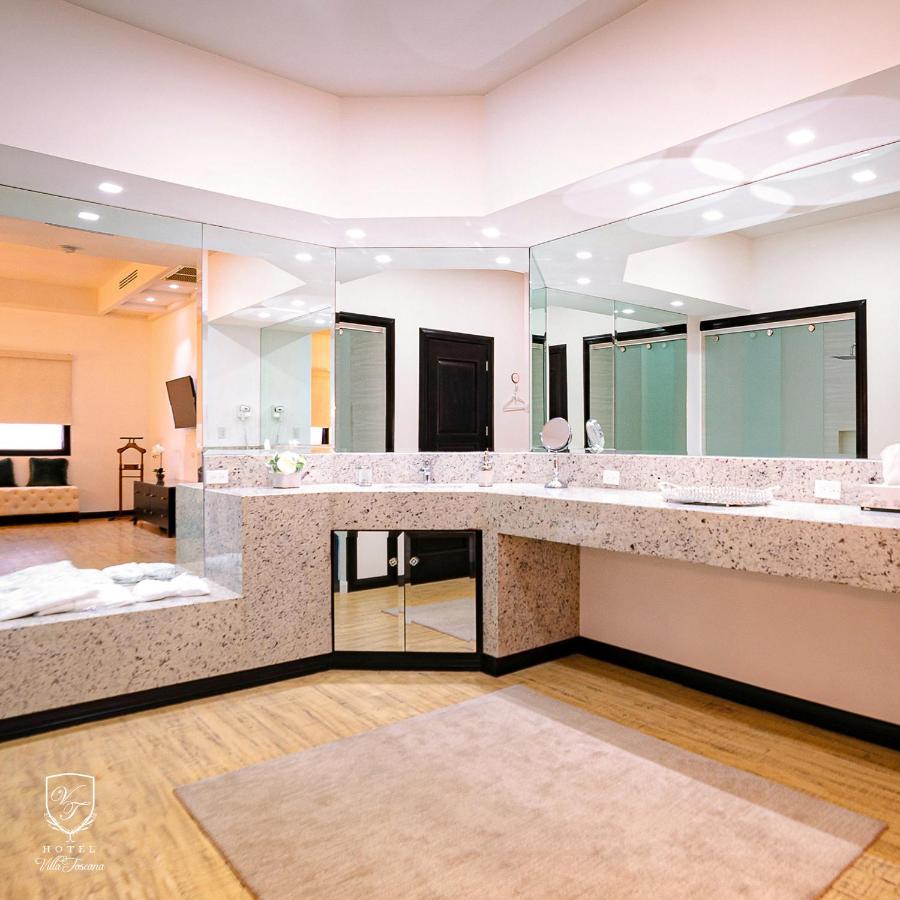 הרמוסיו Hotel Boutique Villa Toscana מראה חיצוני תמונה